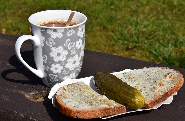 但他始终对 但他始终对